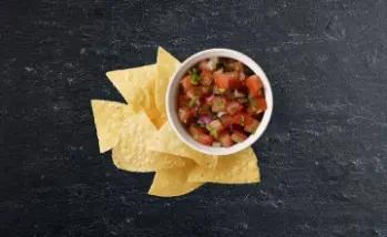 Chips & Tomato Salsa (VG)