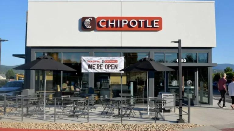 Chipotle Opening and Closing Time